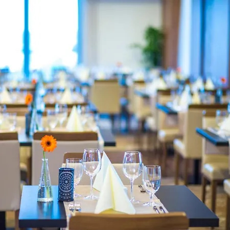 Castellum Hotel Holloko