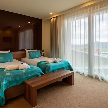 Hotel Castellum Hollókő