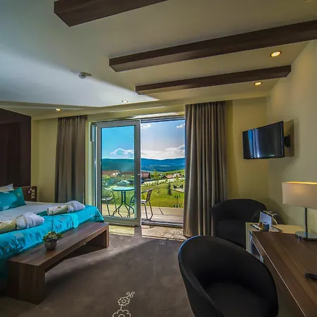 Castellum Hotel Holloko