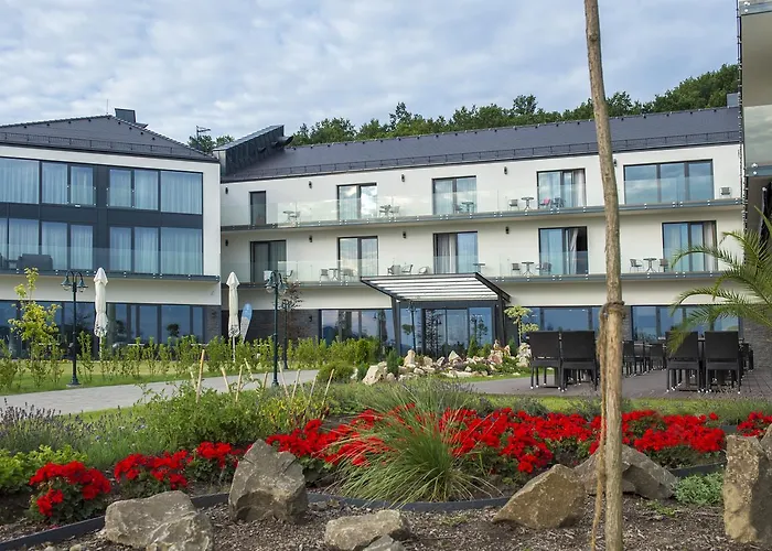 Castellum Hotel Hollókő