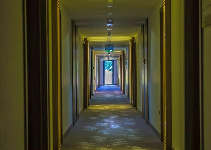 Hotel Castellum 4*